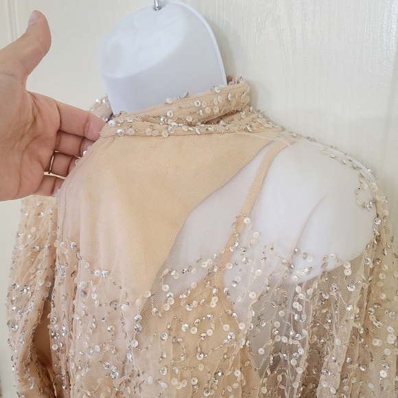 Mac Duggal | Flawed* Long Sleeve V Neck Embellished Mini Dress in Nude Size 6 - Picture 4 of 13